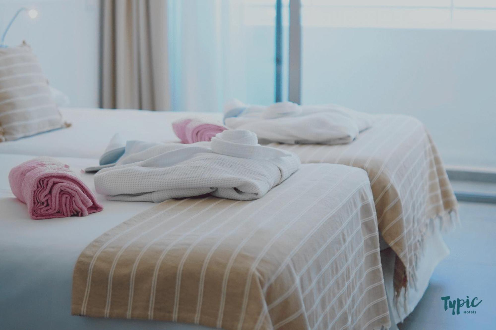 Typic Marina Playa - Adults Only Aparthotel San Antonio  Kültér fotó