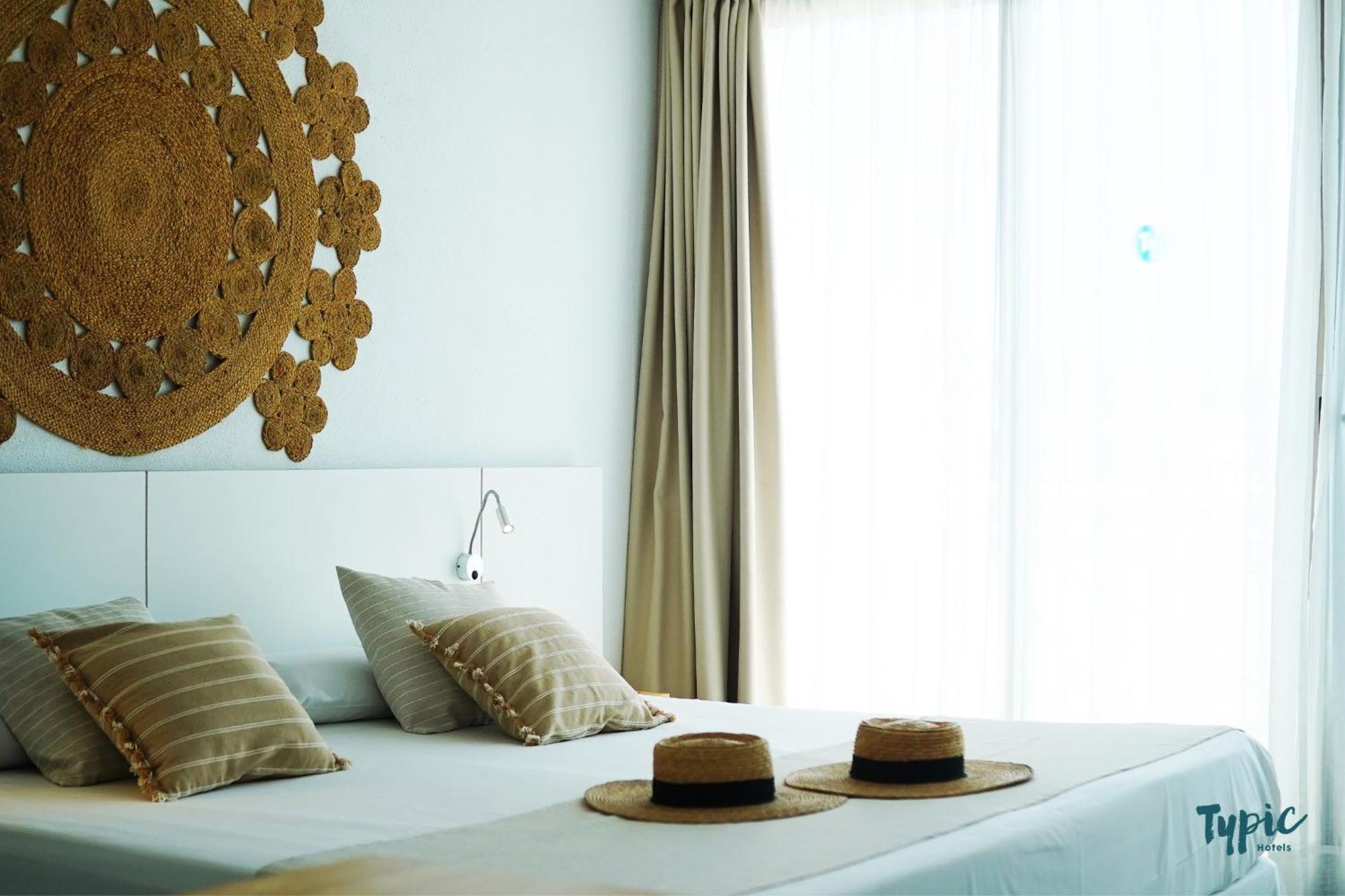 Typic Marina Playa - Adults Only Aparthotel San Antonio  Kültér fotó